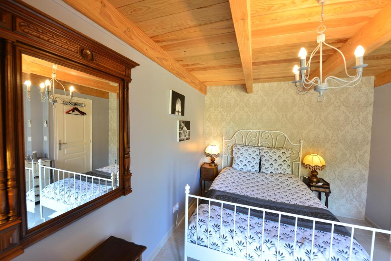 Chez Pique-Fesse Chambre D'Hote Saint-Martin-L'ars Esterno foto